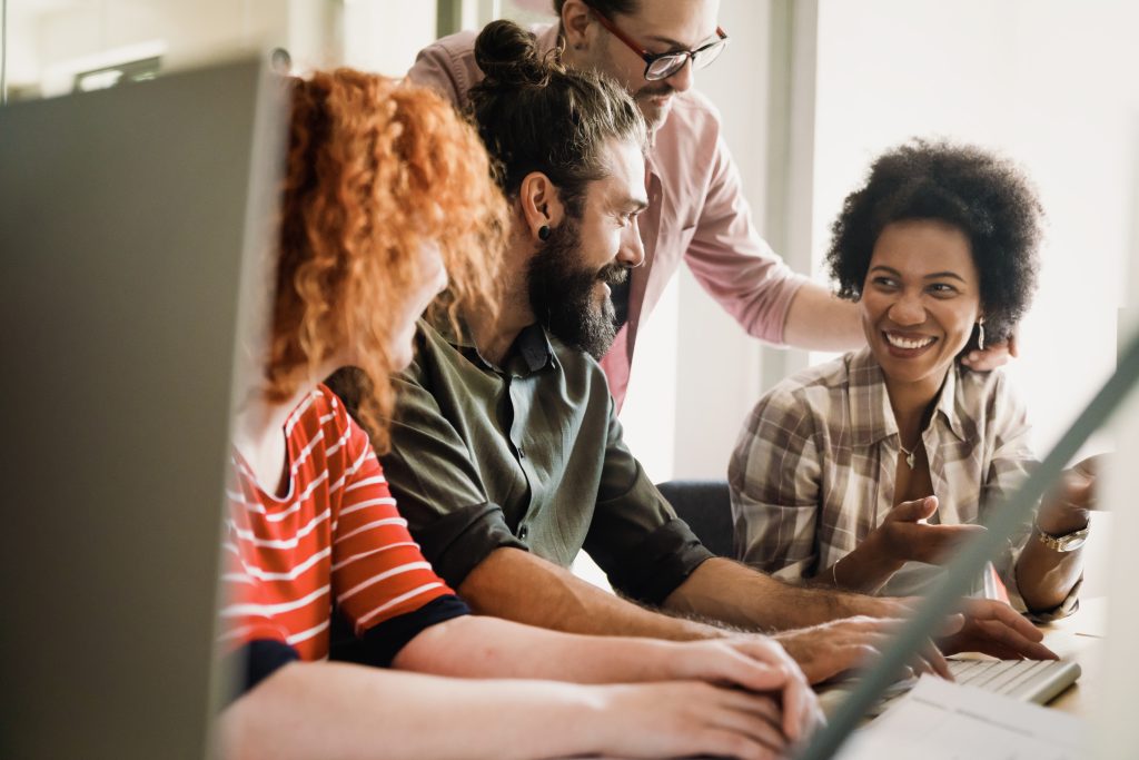 Entwickeln,Programmieren,Und,Kodieren,Technologien.,Programmierer,Arbeiten,In,Einer,Software